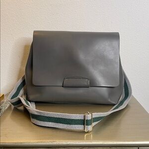 Paola Nutti  Gray Leather Bag